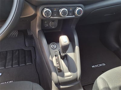 2025 Nissan Kicks Play S