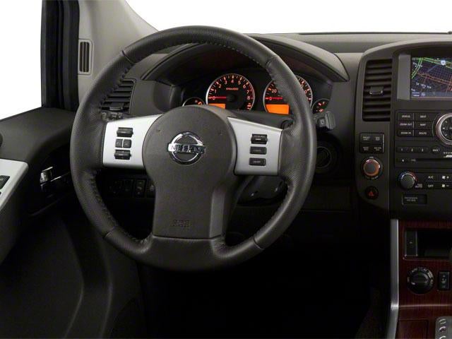 2011 Nissan Pathfinder SV