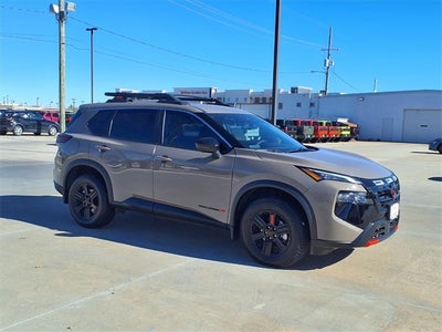 2025 Nissan Rogue Rock Creek®