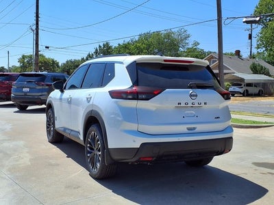 2026 Nissan Rogue Dark Armor™