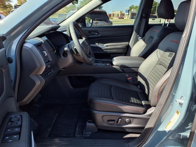2026 Nissan Pathfinder Rock Creek®