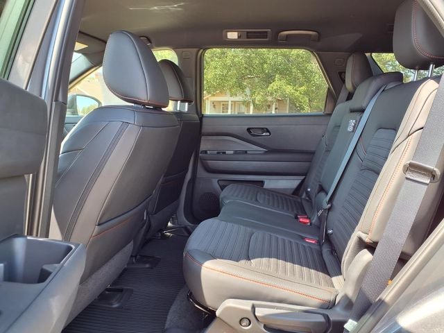 2026 Nissan Pathfinder Rock Creek®