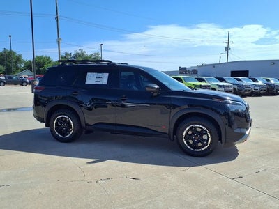 2026 Nissan Pathfinder Rock Creek®