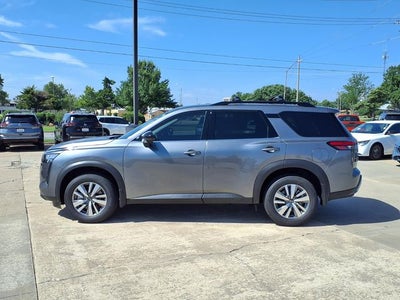 2026 Nissan Pathfinder SL