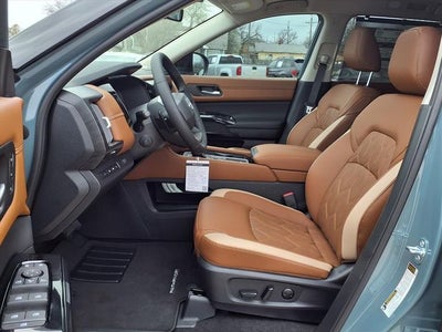 2026 Nissan Pathfinder Platinum