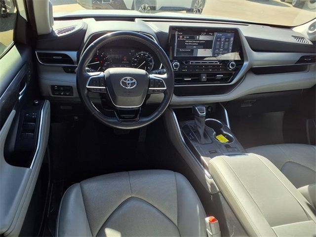 2021 Toyota Highlander Platinum