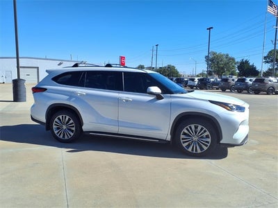 2021 Toyota Highlander Platinum