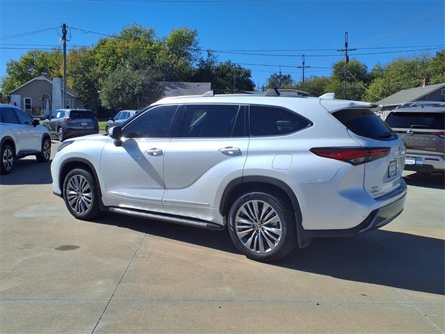 2021 Toyota Highlander Platinum