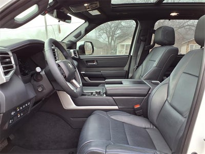 2024 Toyota Sequoia SR5 4WD (SE)