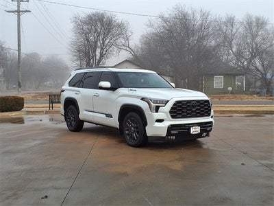 2024 Toyota Sequoia SR5 4WD (SE)