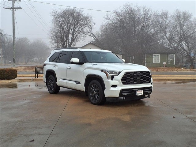 2024 Toyota Sequoia SR5 4WD (SE)
