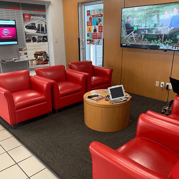 Nissan of Lawton Service Interior 2